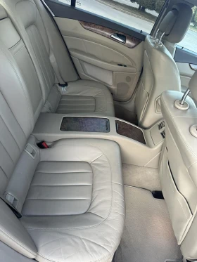 Mercedes-Benz CLS 350 AMG BlueEfficiency V6 БАРТЕР! ЛИЗИНГ!  - 13500 € / 26403.70 лв. - 20529359 13