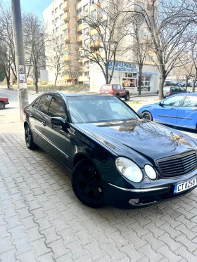 Mercedes-Benz E 220 