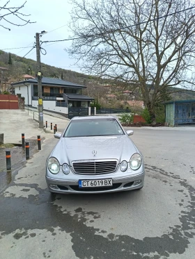 Mercedes-Benz E 320 