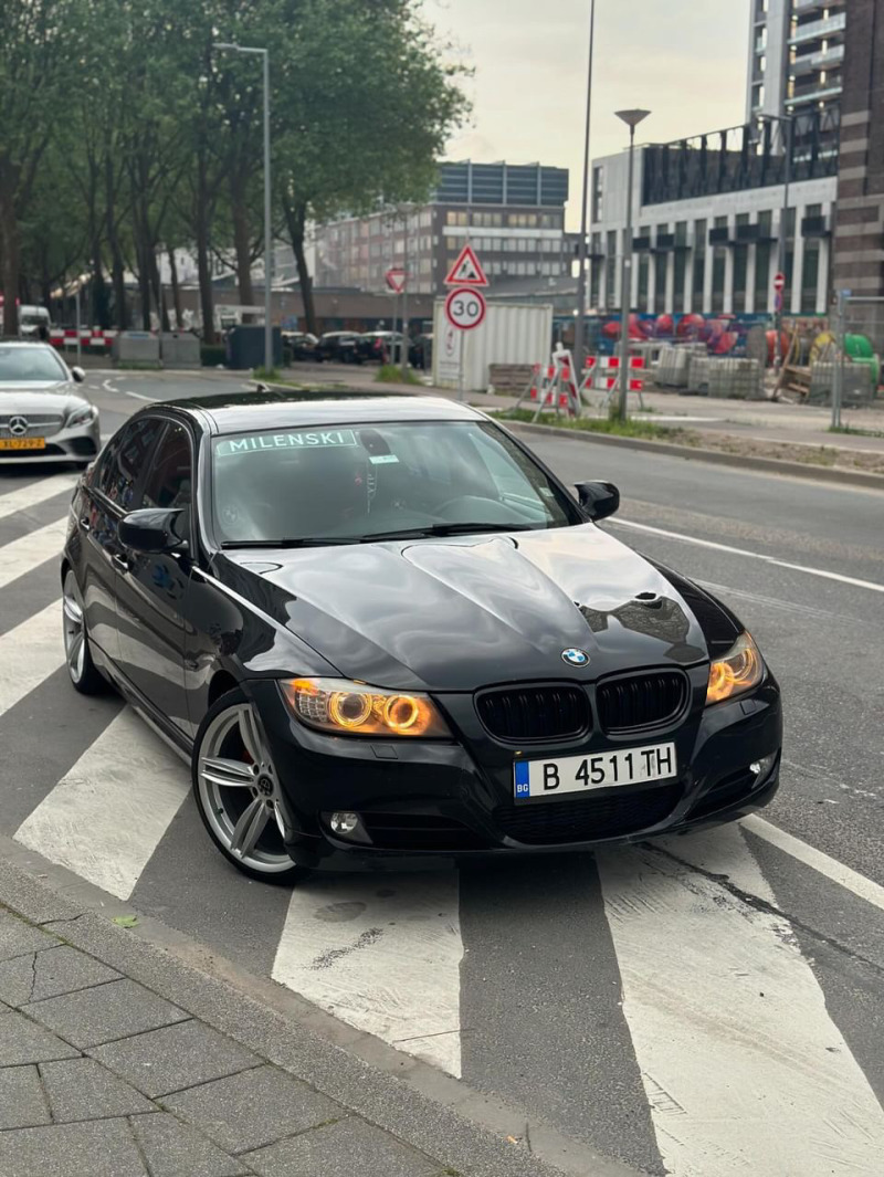 BMW 320, снимка 1 - Автомобили и джипове - 45751638