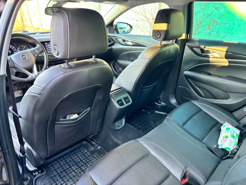 Opel Insignia, снимка 9 - Автомобили и джипове - 51134220