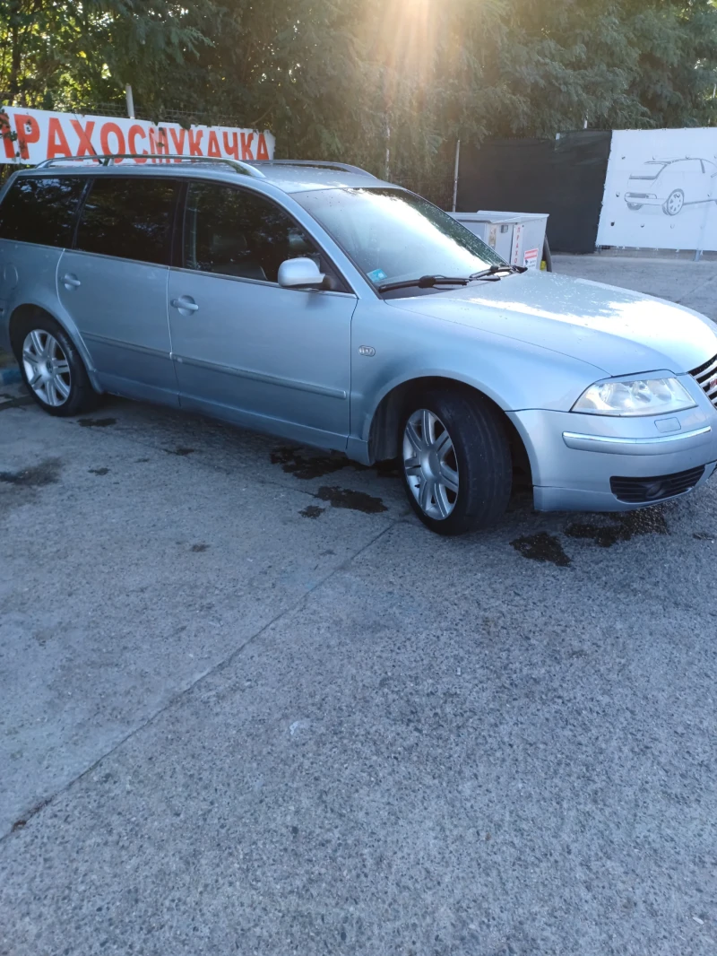 VW Passat, снимка 5 - Автомобили и джипове - 47726090