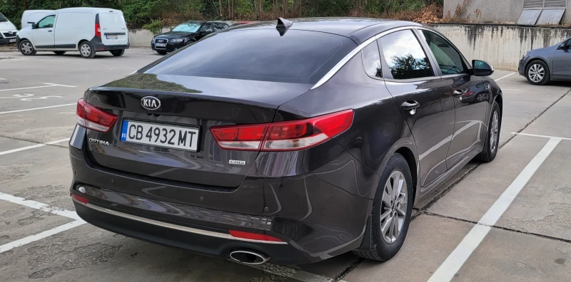 Kia Optima, снимка 2 - Автомобили и джипове - 47740028