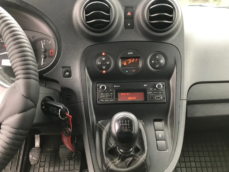 Mercedes-Benz Citan 111 CDI - Пътнически, снимка 10 - Автомобили и джипове - 48047645