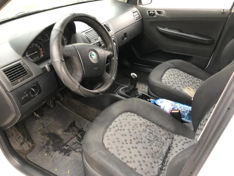 Skoda Fabia Комби, снимка 13 - Автомобили и джипове - 48099747