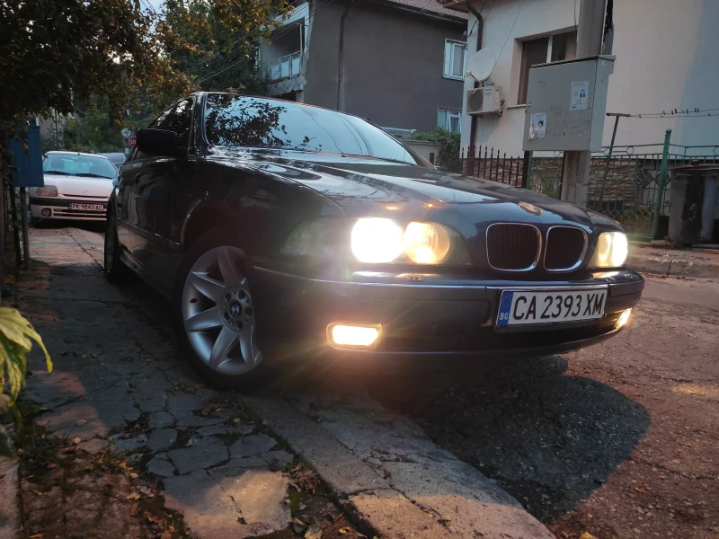 BMW 523 523, снимка 12 - Автомобили и джипове - 48111297