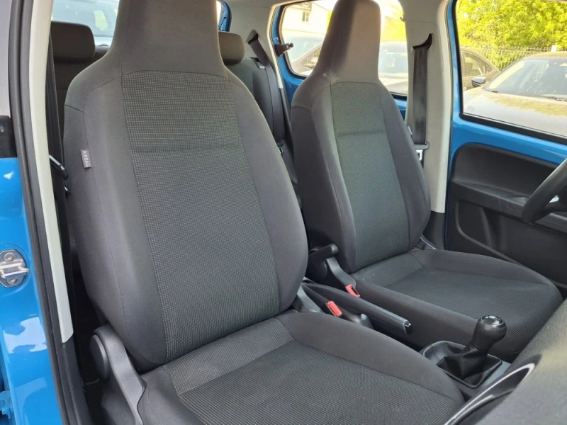 VW Up 1.0 MPI , снимка 11 - Автомобили и джипове - 50012079