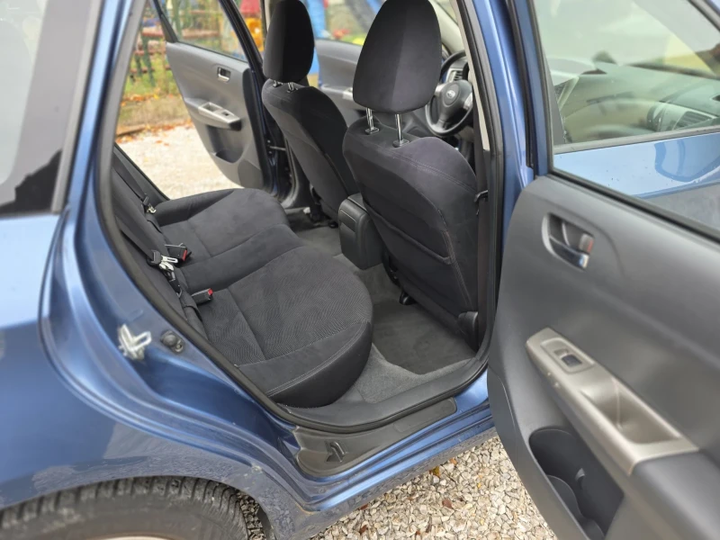 Subaru Impreza 4?4, БЪРЗИ БАВНИ, ШВЕЙЦАРИЯ, ПОДГРЕВ, ТЕГЛИЧ , снимка 12 - Автомобили и джипове - 52629555