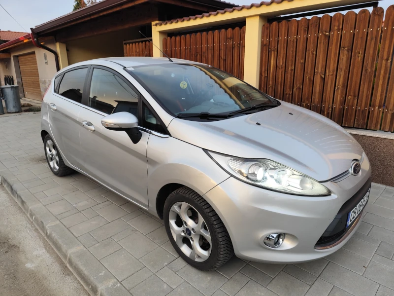Ford Fiesta AVTOMAT TITANIUM, снимка 2 - Автомобили и джипове - 52790386