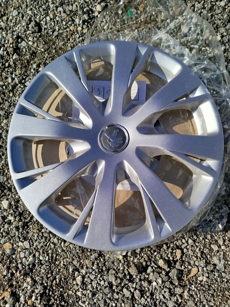 Peugeot 208, снимка 3 - Автомобили и джипове - 53035743