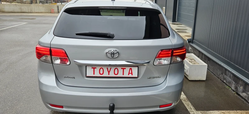 Toyota Avensis 1.8, фейслифт, безключово, кожа с алкантара, снимка 7 - Автомобили и джипове - 53488869