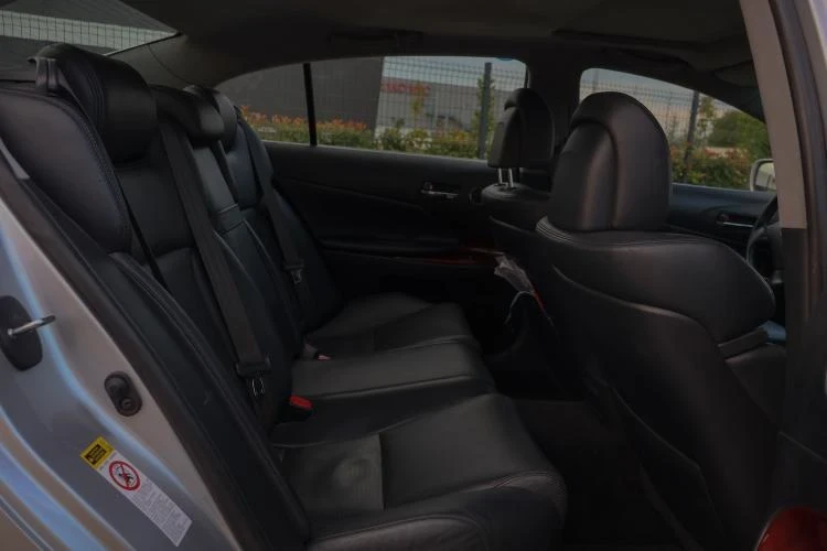 Lexus GS 300 - изображение 8