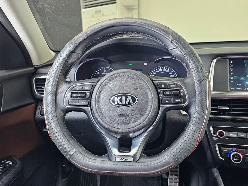Kia K5 1.7 DIESEL SX NOBLESSE, снимка 13 - Автомобили и джипове - 55027238