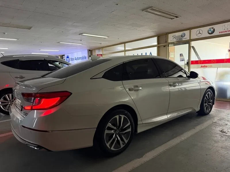 Honda Accord 10Th Generation 2.0 Hybrid Touring | Mobile.bg � ����������� 7