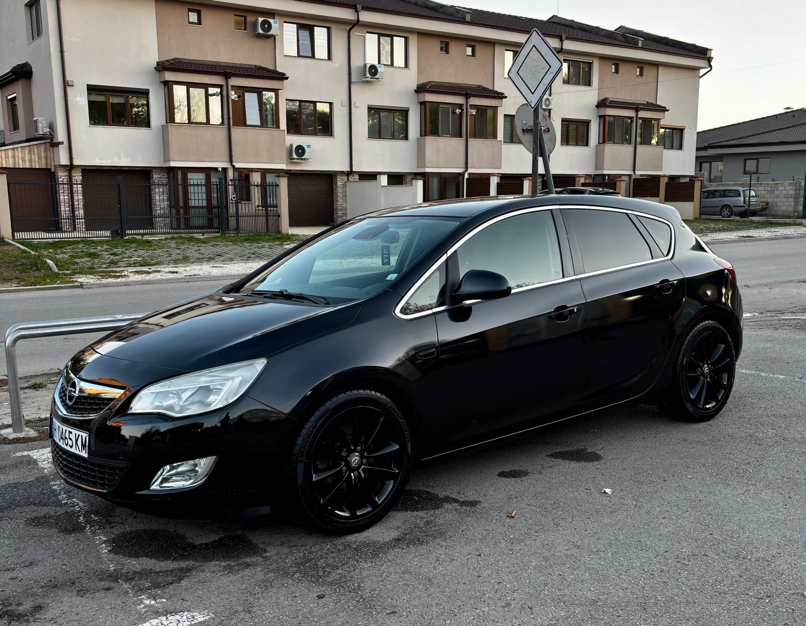 Opel Astra 1.7 cdti, снимка 1