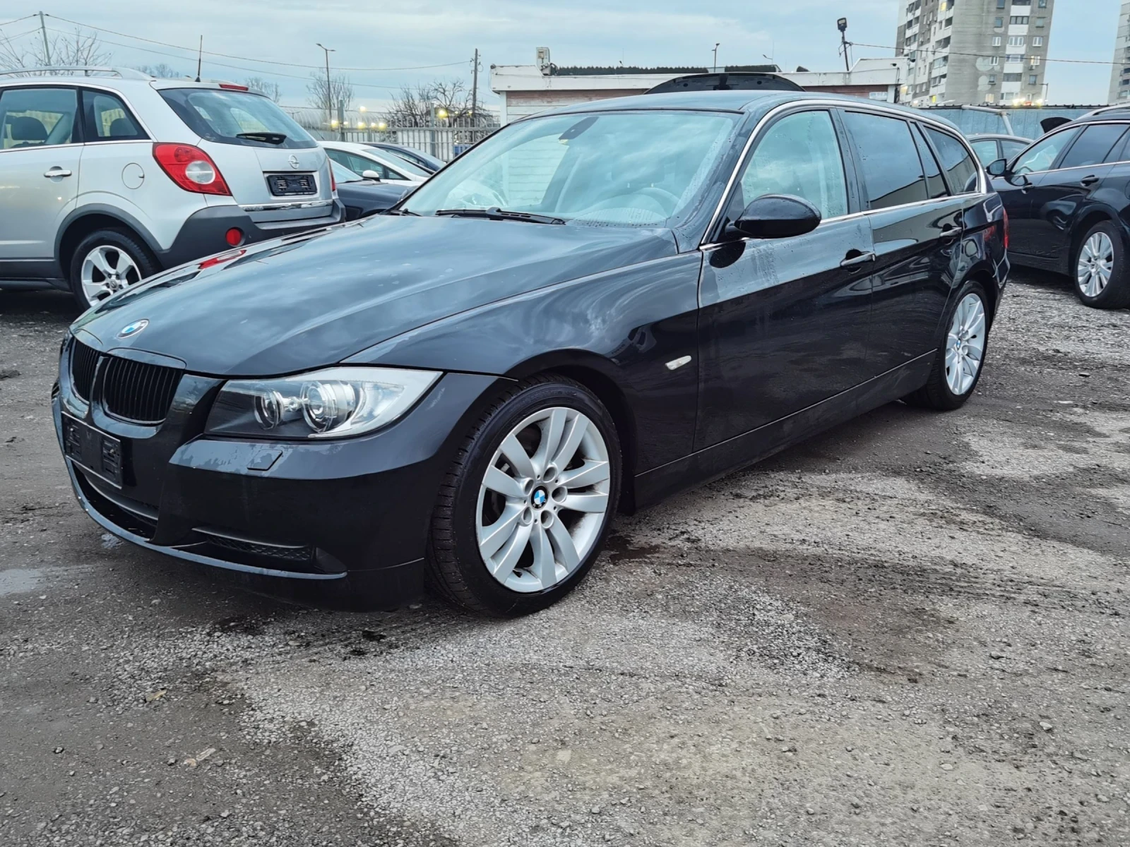 BMW 330 - [1] 