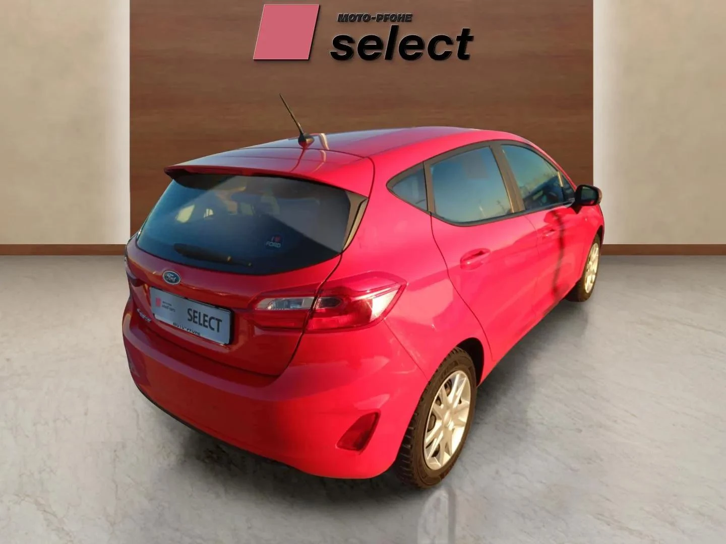 Ford Fiesta 1.1 - изображение 2