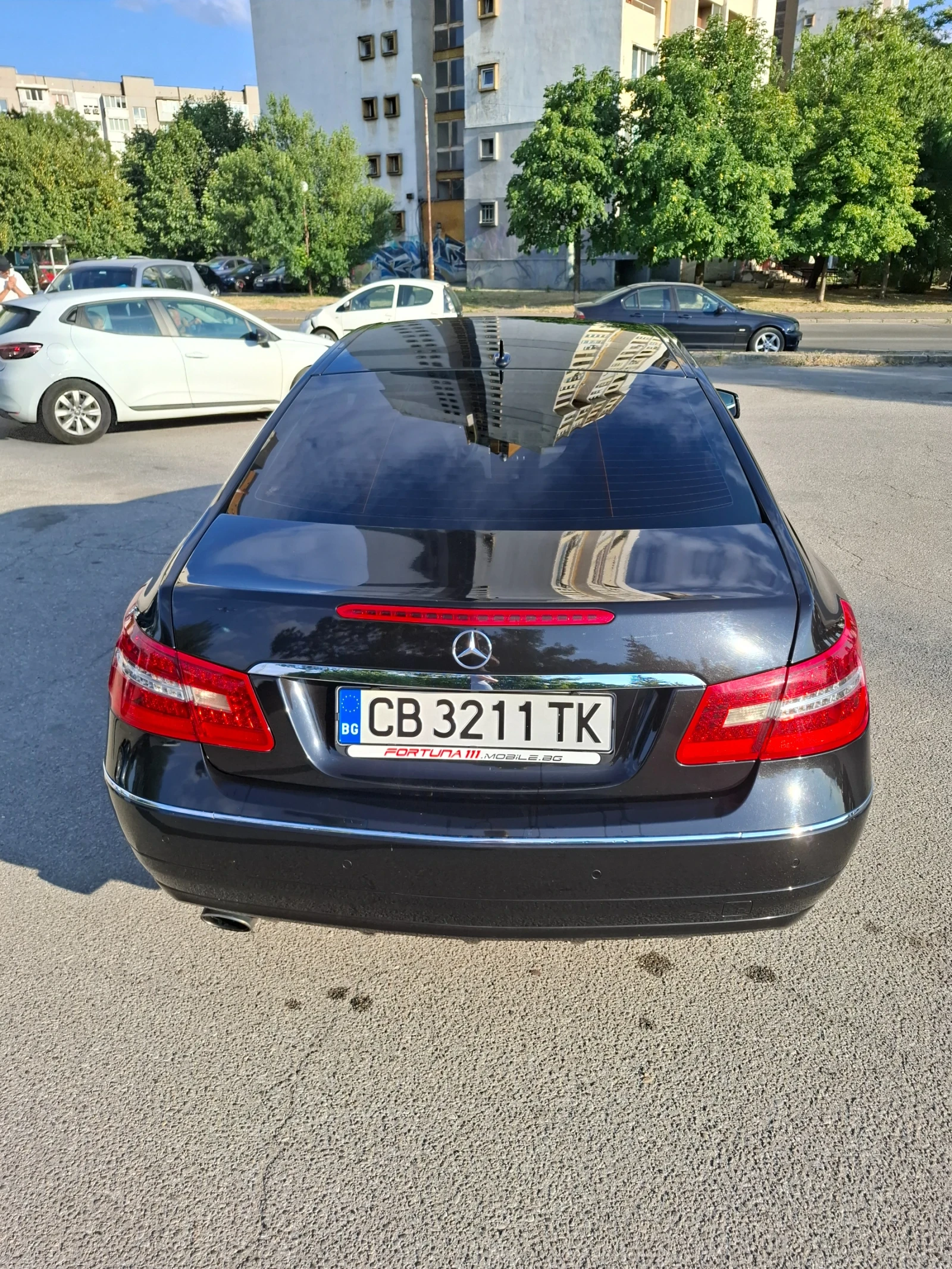 Mercedes-Benz E 220  - изображение 3