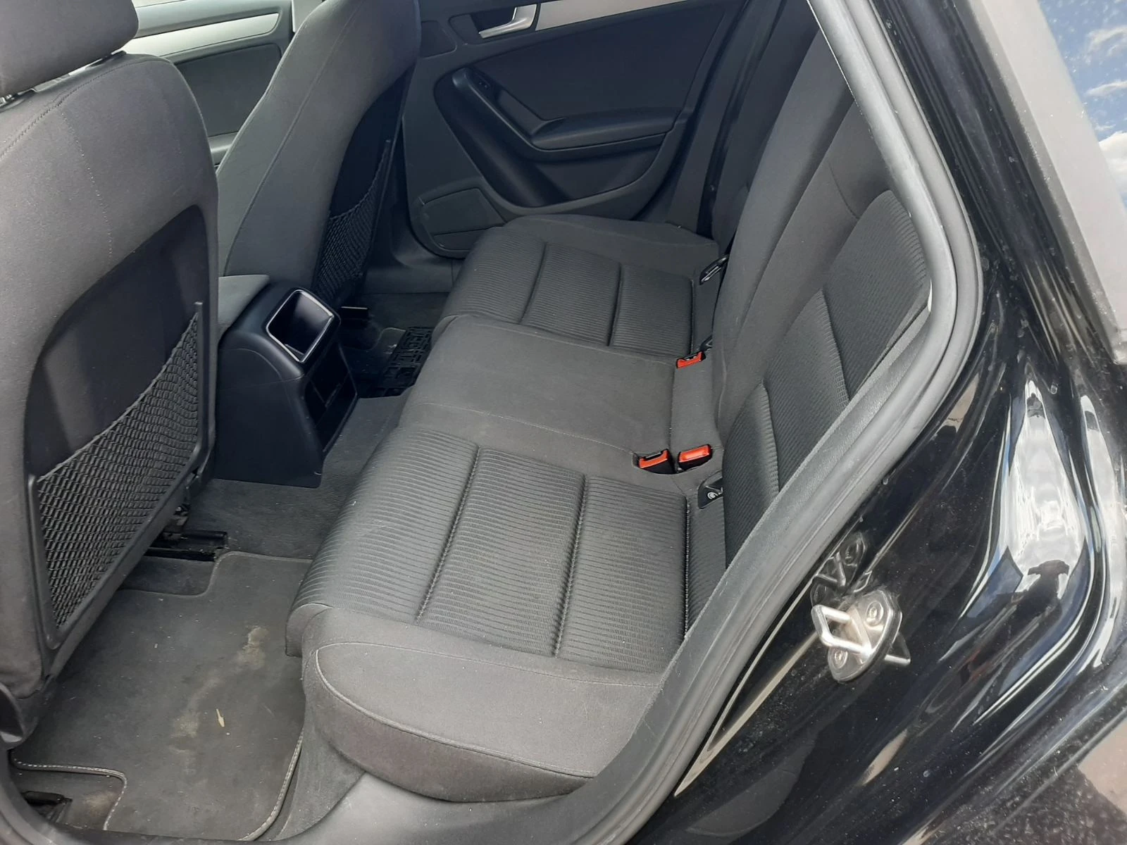 Audi A4 2.0TDI 143к - изображение 8