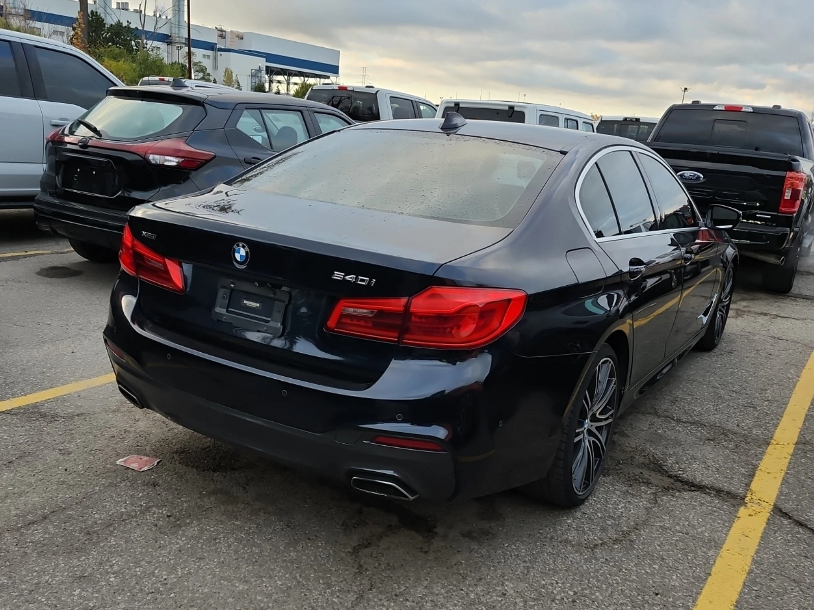 BMW 540 XDRIVE * * CARFAX * * АВТО КРЕДИТ * *  - изображение 3