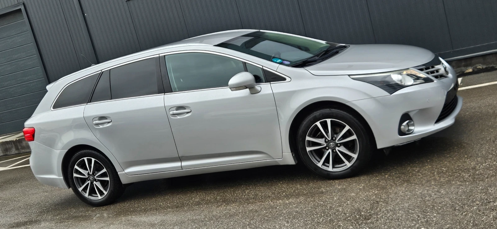 Toyota Avensis 1.8, ��������, ����������, ���� � ��������� | Mobile.bg � ����������� 4