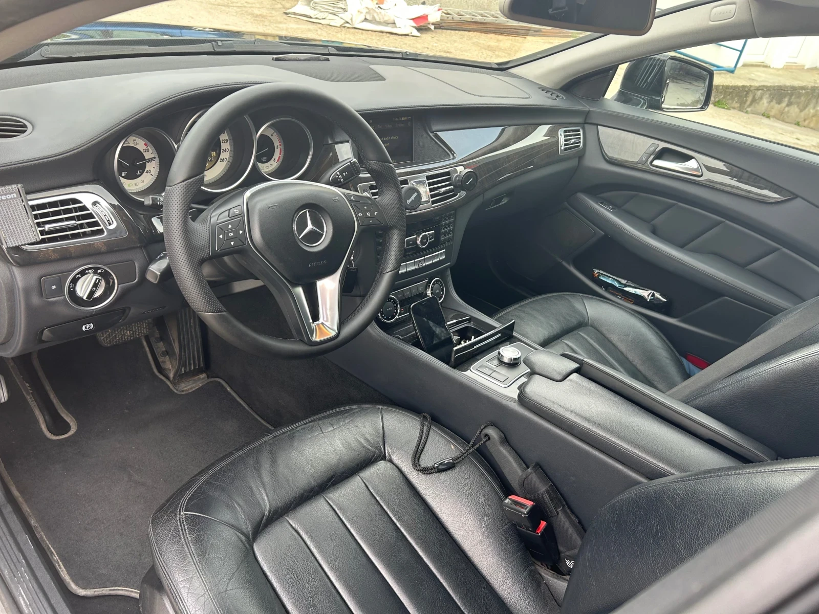 Mercedes-Benz CLS 350  - изображение 9