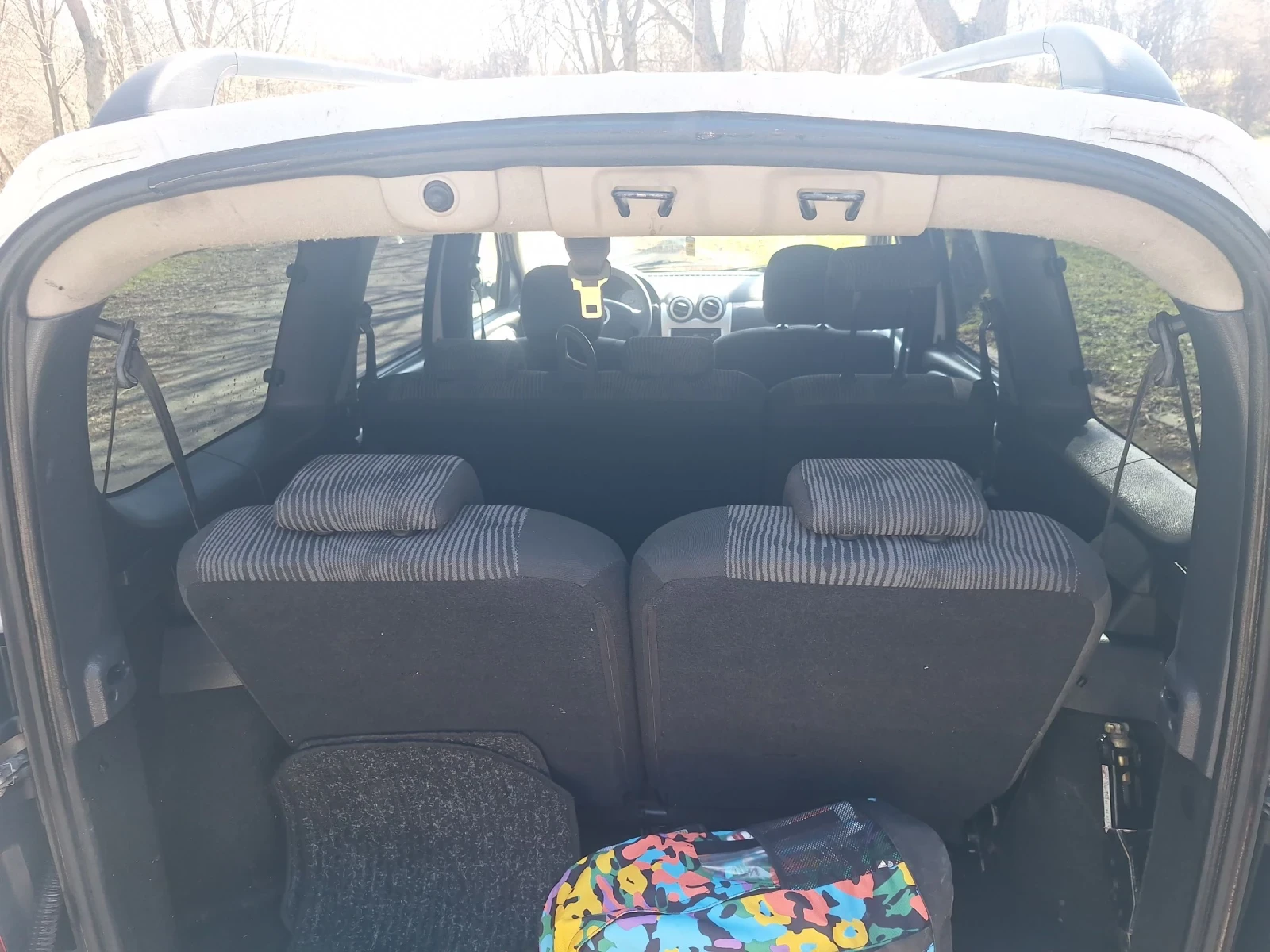 Dacia Logan 1.6 7 места, снимка 6 - Автомобили и джипове - 53829547