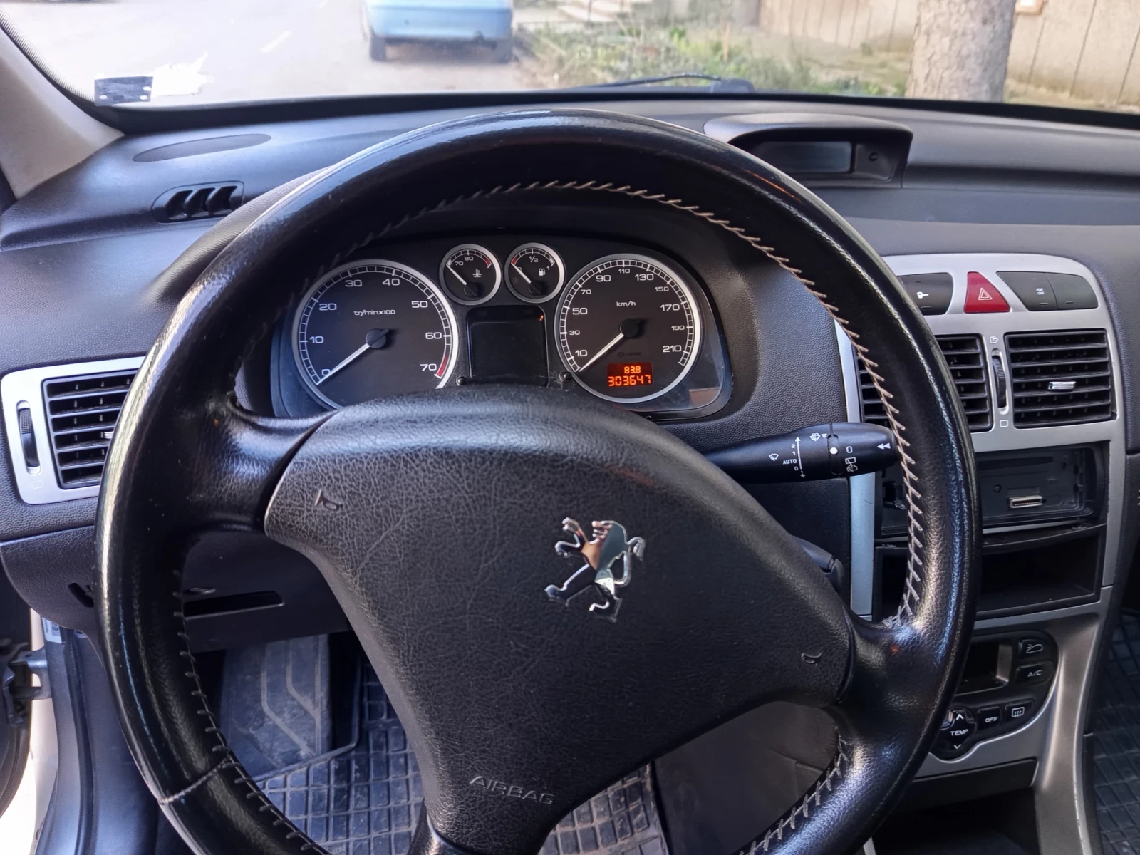 Peugeot 307, снимка 5 - Автомобили и джипове - 53986211