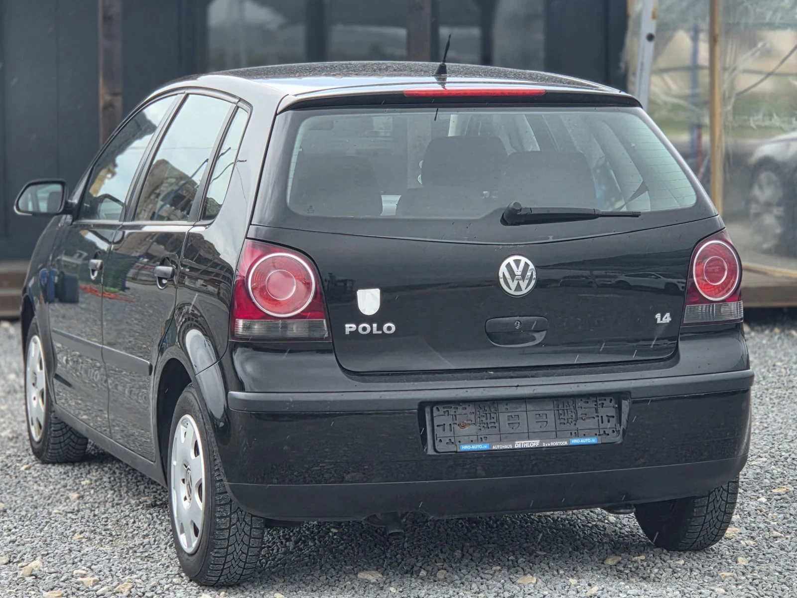 VW Polo 1.4i 80кс. Газ/Бензин , снимка 4 - Автомобили и джипове - 54631003