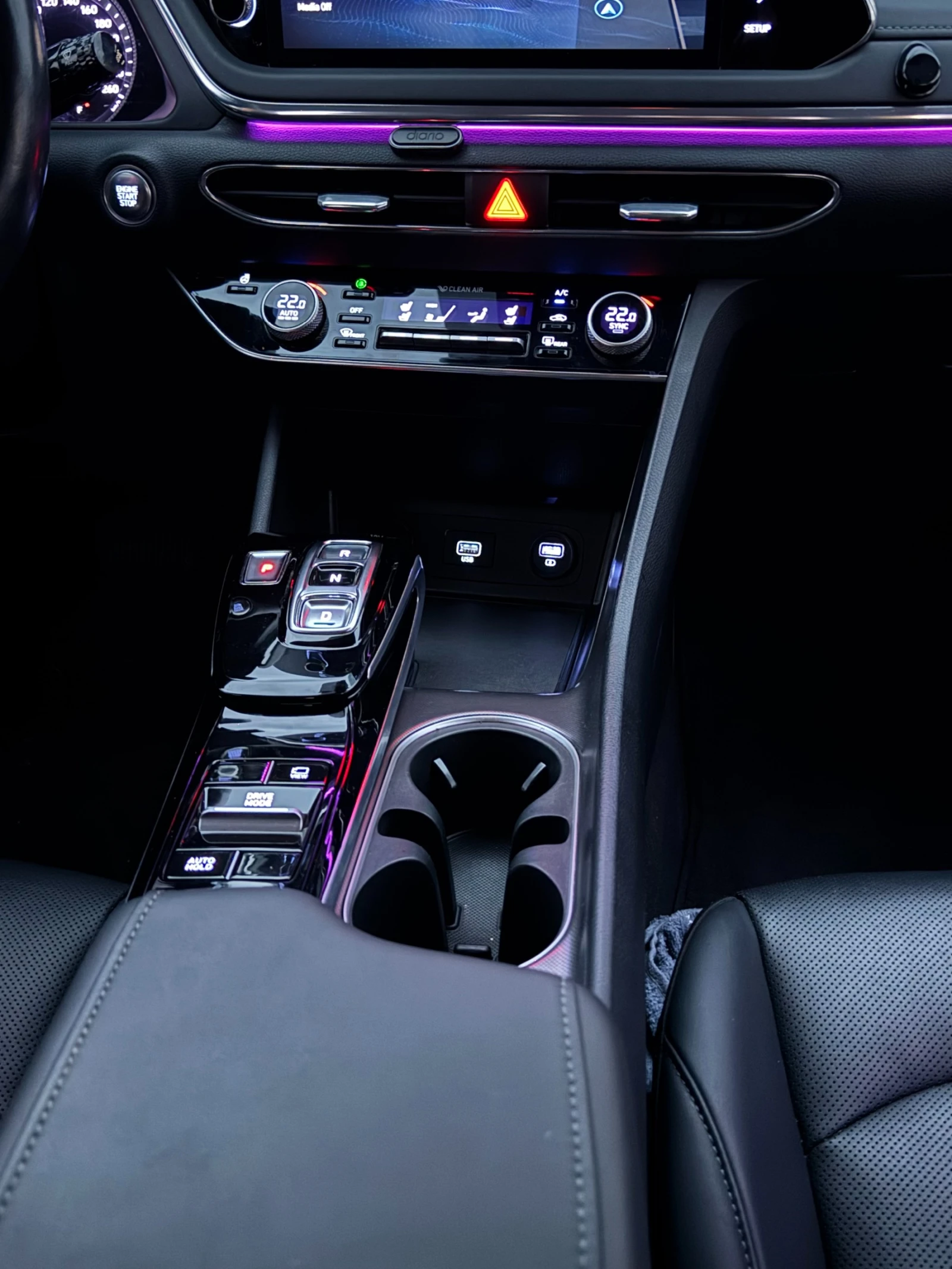 Hyundai Sonata LPG/Ambiet/бяла перла/22 год./FULL екстри за мод., снимка 7 - Автомобили и джипове - 54676319