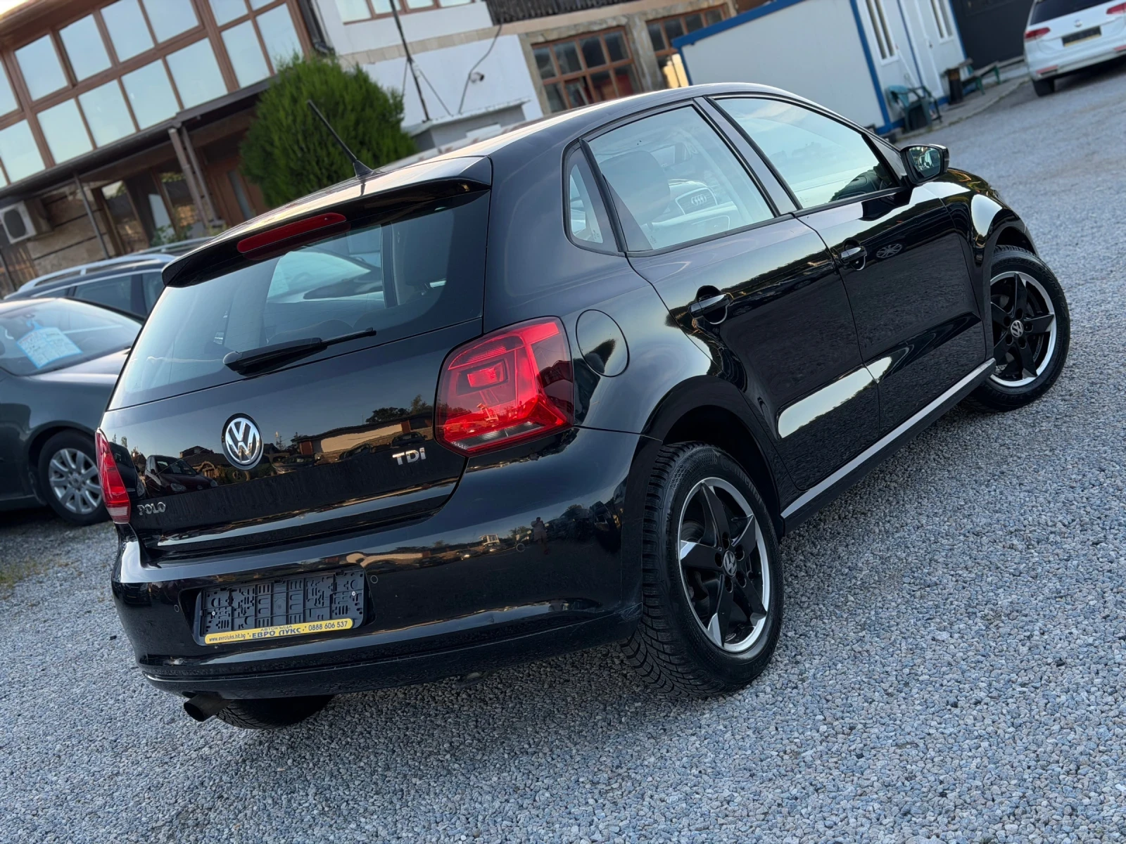 VW Polo 1.6TDI 90кс КЛИМАТИК , снимка 6 - Автомобили и джипове - 55000387