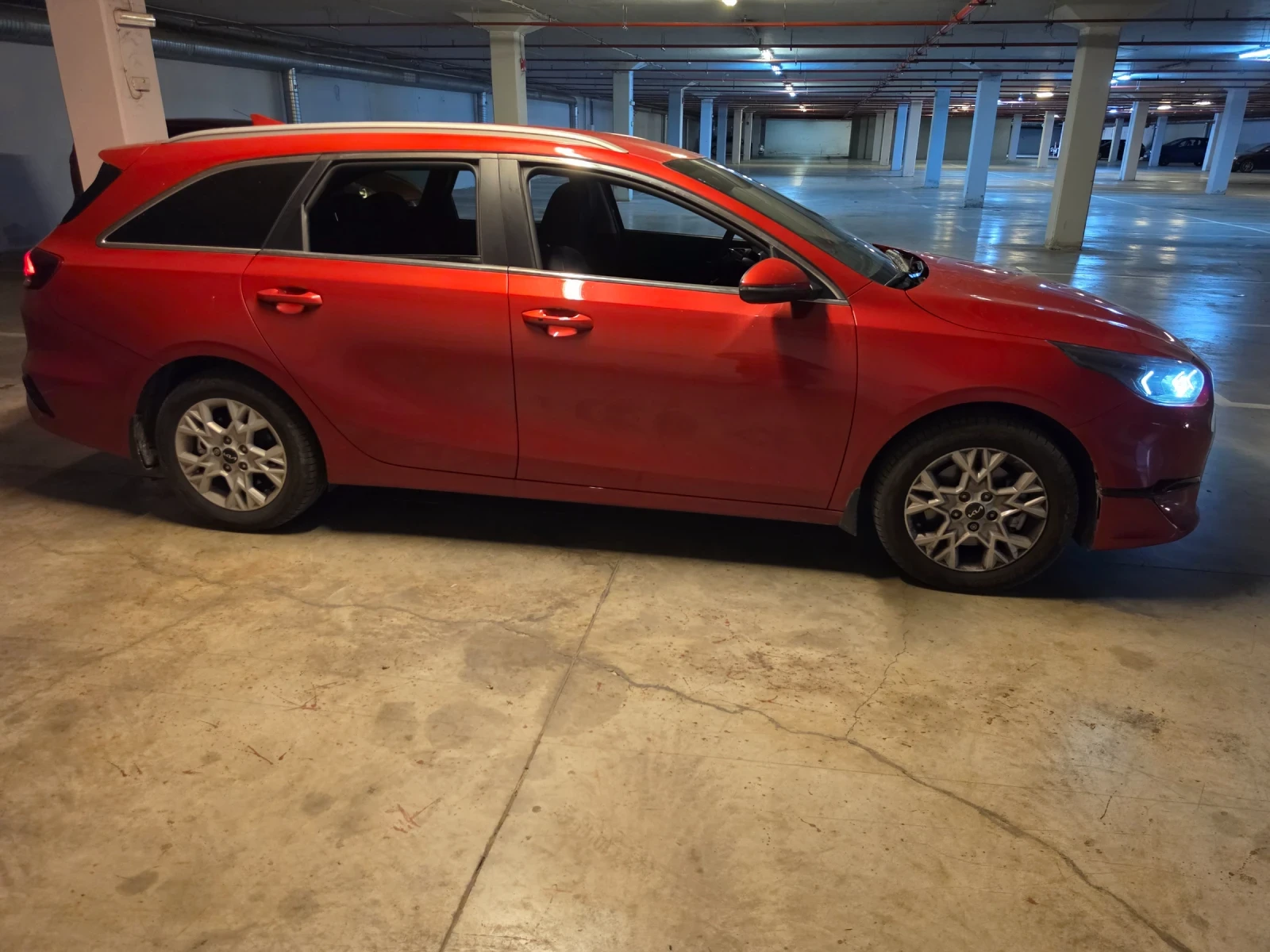 Kia Ceed Executive benzin, снимка 4 - Автомобили и джипове - 55055280