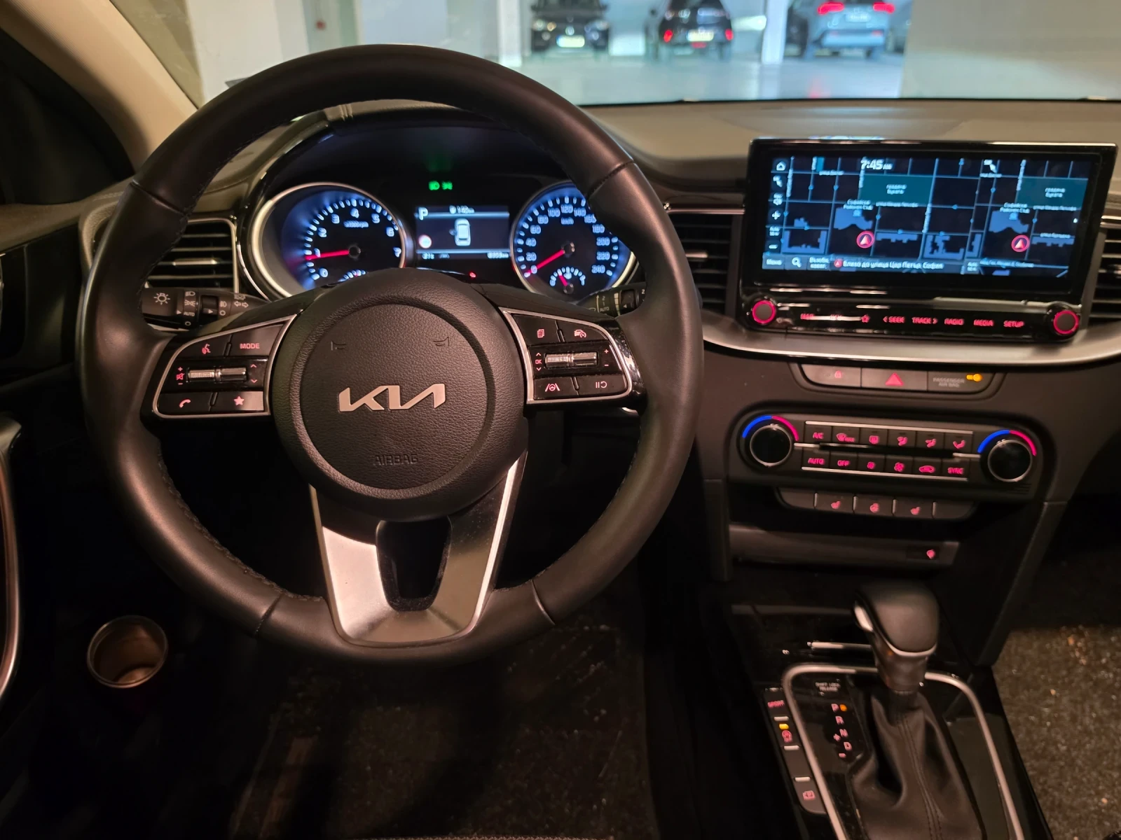 Kia Ceed Executive benzin, снимка 6 - Автомобили и джипове - 55055280
