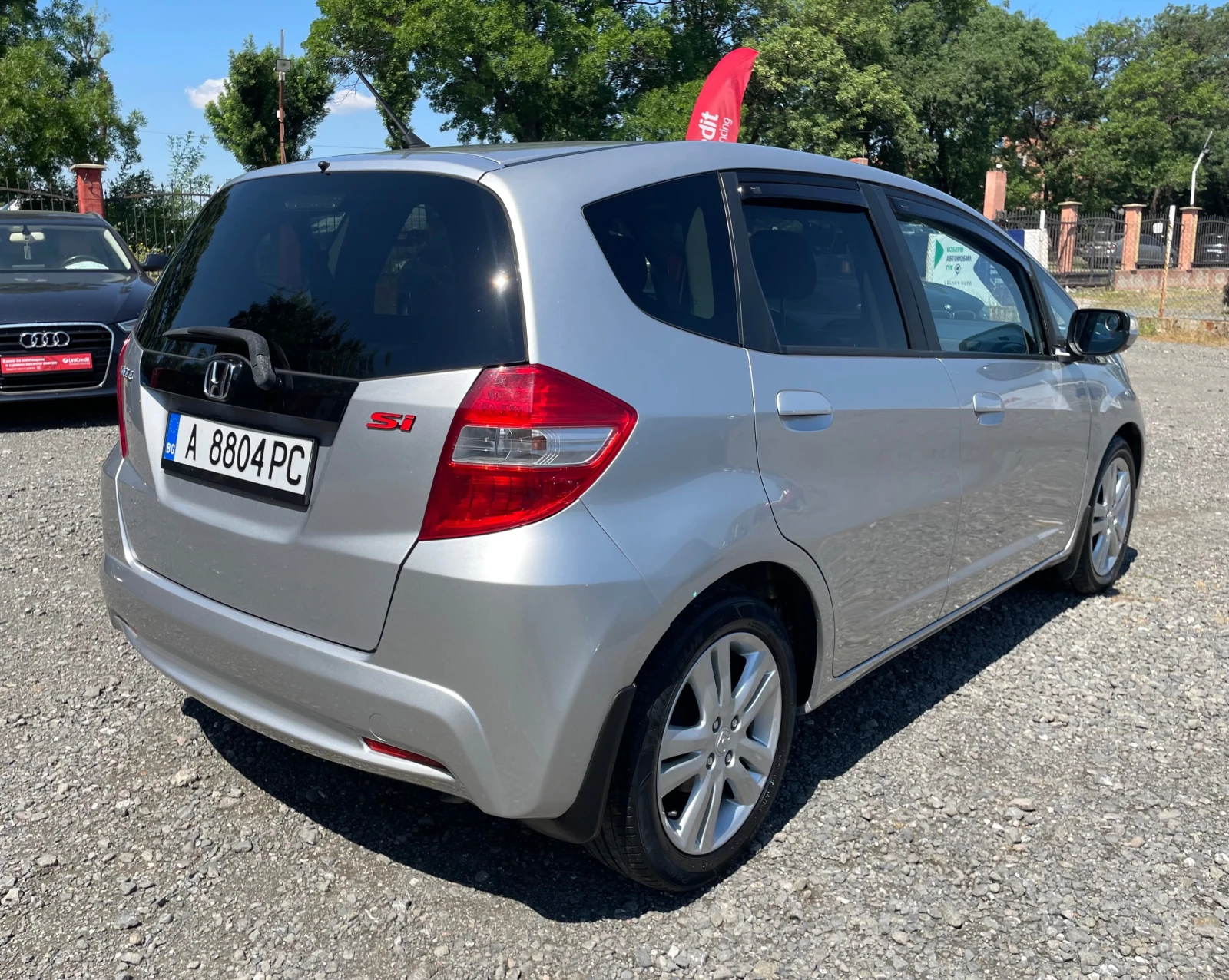 Honda Jazz Facelift 1.4 i-VTEC(100к.с) EURO 5B, снимка 5 - Автомобили и джипове - 55235565