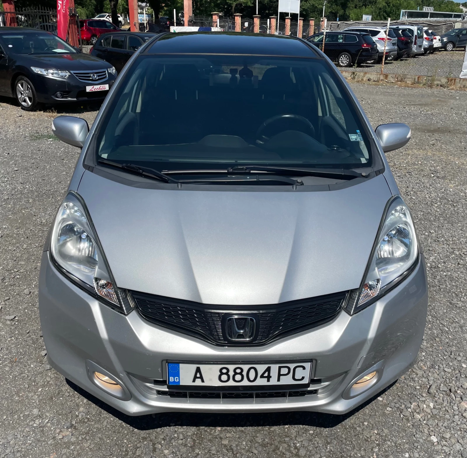 Honda Jazz Facelift 1.4 i-VTEC(100к.с) EURO 5B, снимка 2 - Автомобили и джипове - 55235565
