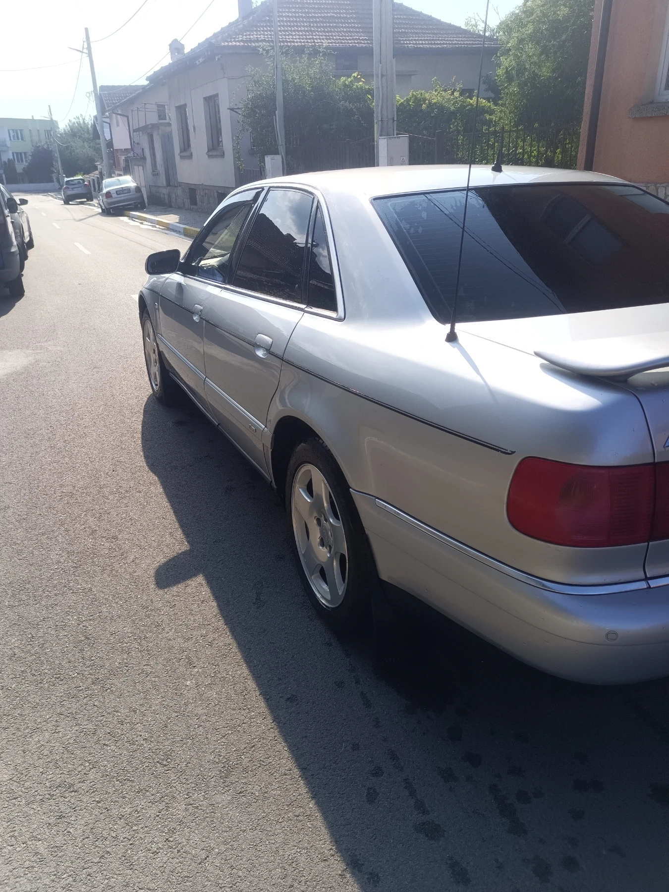 Audi A8 4.2 V8 QUATTRO, снимка 2 - Автомобили и джипове - 55364148