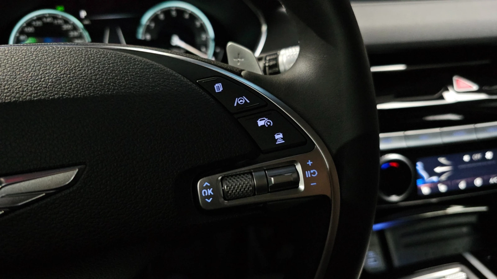 Genesis G80 HUD| 360| PANO| ОБДУХ| 2 КЛЮЧА, снимка 16 - Автомобили и джипове - 55396534
