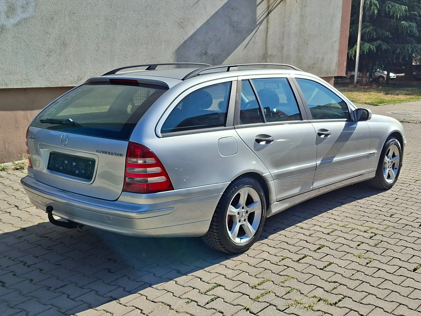 Mercedes-Benz C 180 БЕНЗИН- АВТОМАТИК , снимка 5 - Автомобили и джипове - 55482300
