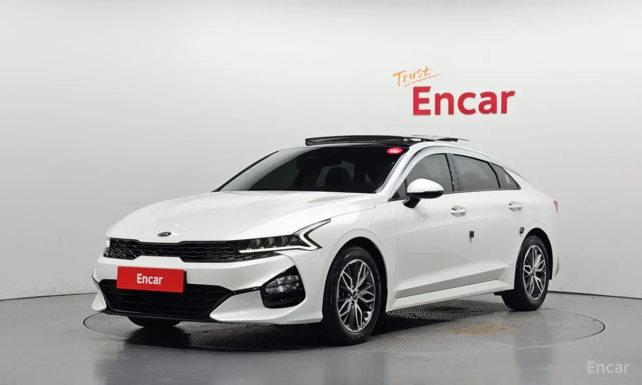 Kia K5 2.0* LPI* ПОДГРЕВ* ОБДУХВАНЕ* LANE* ASSIST* 
