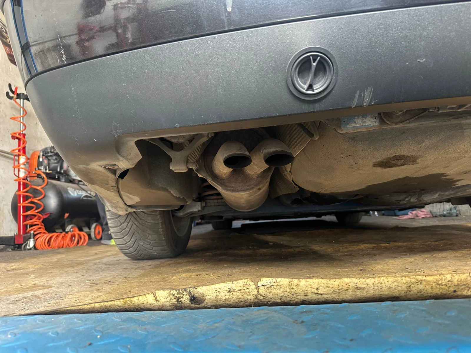 VW Passat 2.3 VR5 Turbo, снимка 6 - Автомобили и джипове - 56478095