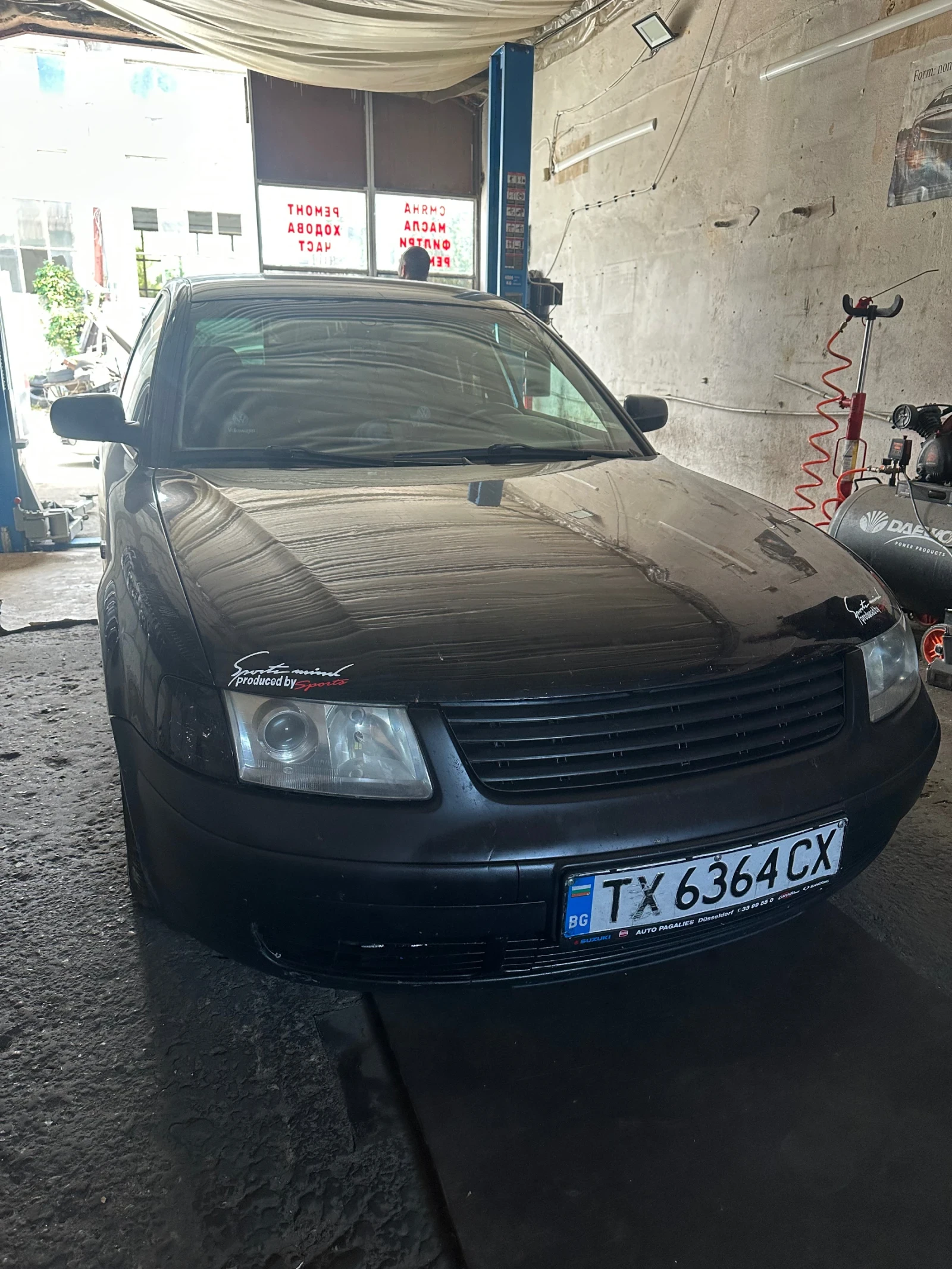 VW Passat 2.3 VR5 Turbo, снимка 2 - Автомобили и джипове - 56478095