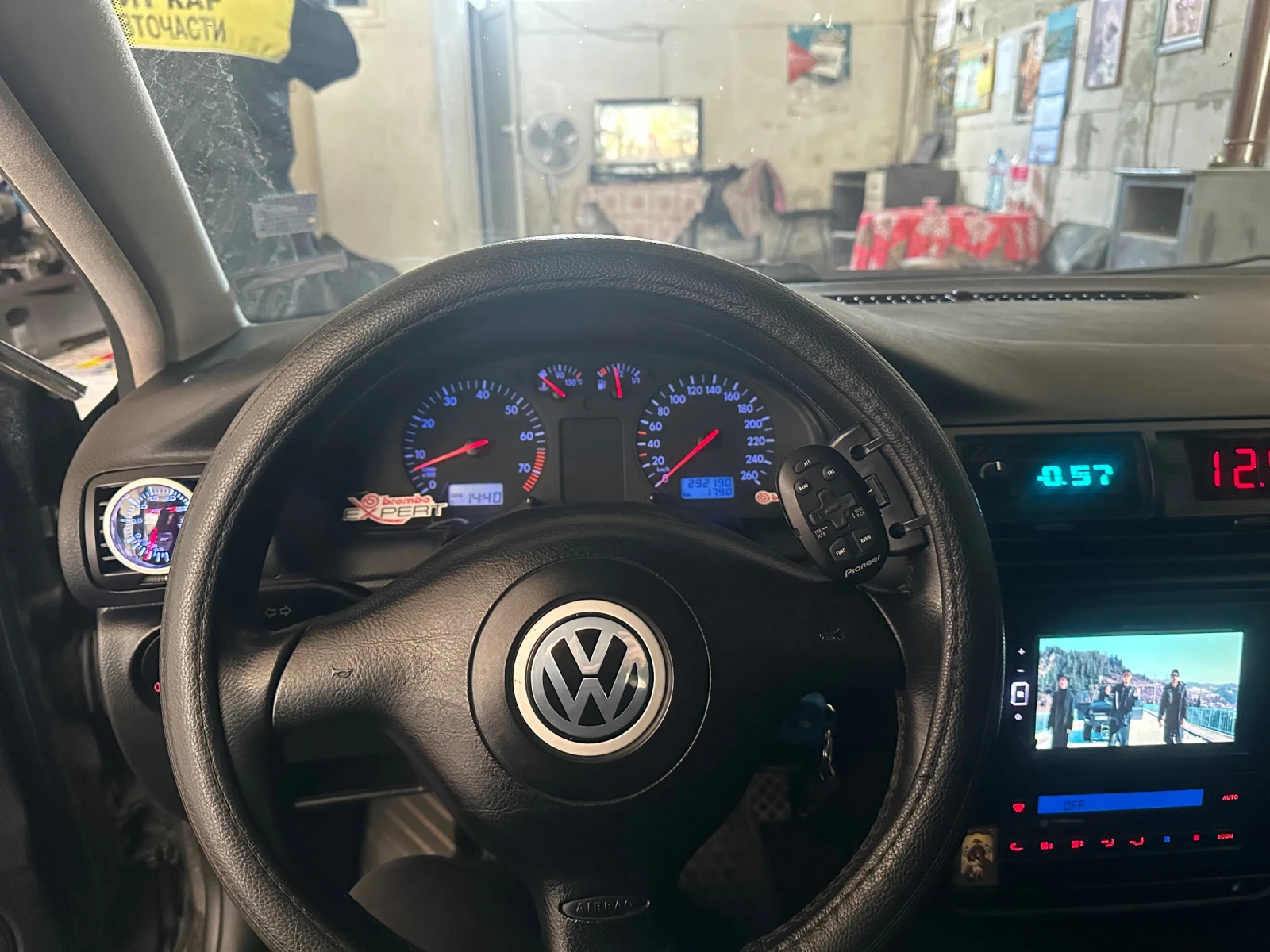 VW Passat 2.3 VR5 Turbo, снимка 3 - Автомобили и джипове - 56478095