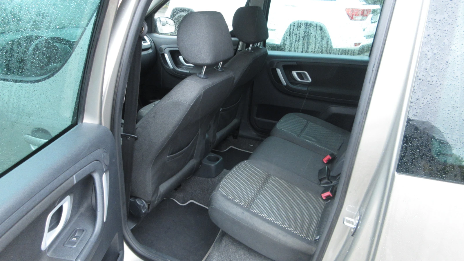 Skoda Roomster SCOUT 1.6-AUTOMAT-����� ��������� | Mobile.bg � ����������� 14