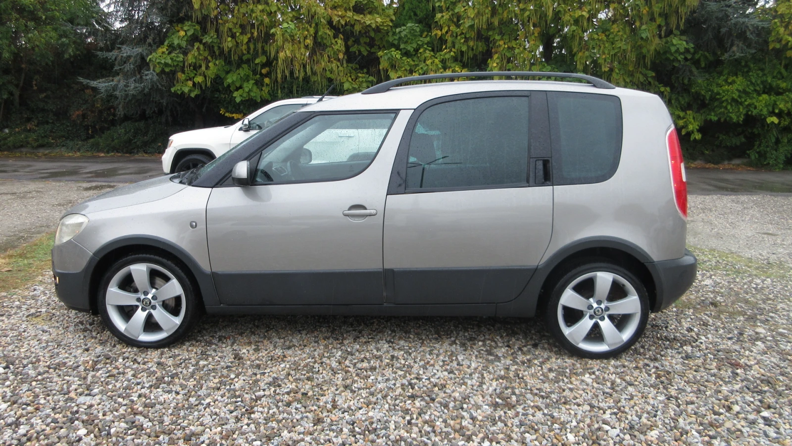 Skoda Roomster SCOUT 1.6-AUTOMAT-����� ��������� | Mobile.bg � ����������� 8