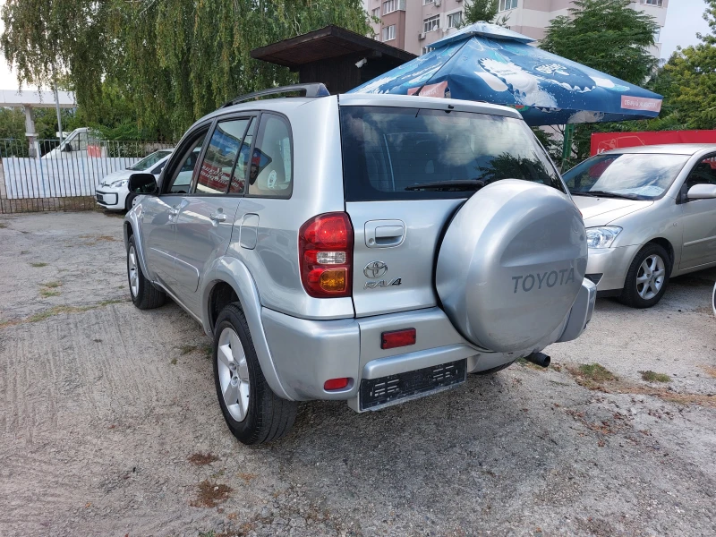 Toyota Rav4 2.0D4D 36м. х 223лв., снимка 4 - Автомобили и джипове - 46955656