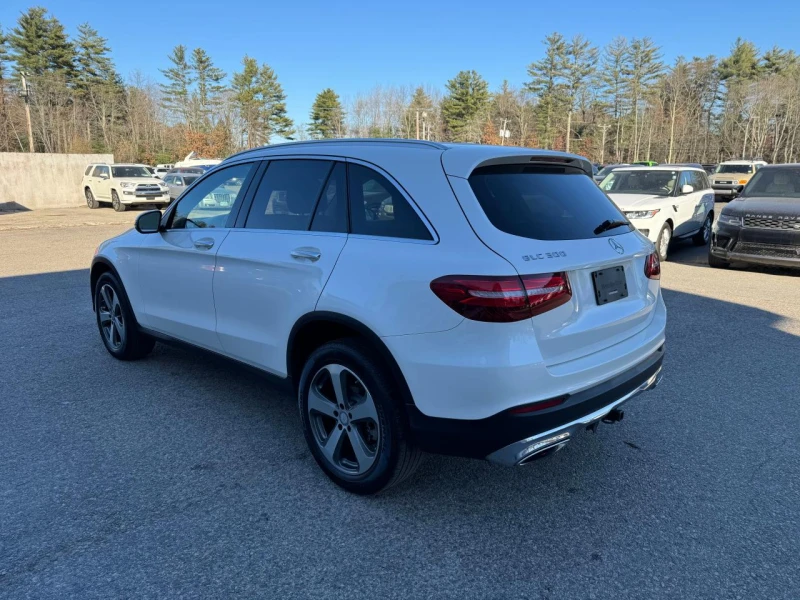 Mercedes-Benz GLC 300 PANO/BURMESTER/KEYLESS/NAVI/LANE ASSIST/ПОДГРЕВ, снимка 5 - Автомобили и джипове - 48401908