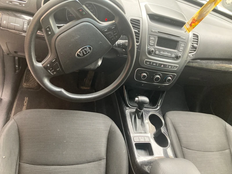 Kia Sorento 2, 4 GDI, снимка 12 - Автомобили и джипове - 48359312