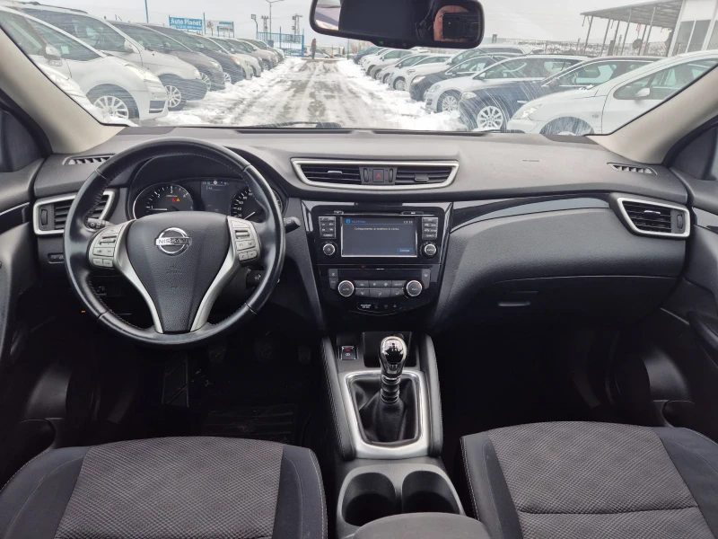 Nissan Qashqai 1.5 DCI, снимка 11 - Автомобили и джипове - 48787592