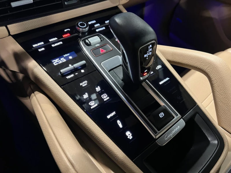 Porsche Cayenne S  * Автокредит* * ЦЕНА ДО БГ* , снимка 11 - Автомобили и джипове - 52973784