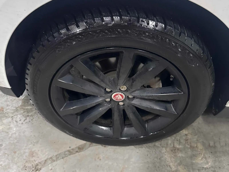 Jaguar F-PACE * Prestige * CARFAX * БЕЗ ПЪРВОНАЧАЛНА ВНОСКА, снимка 7 - Автомобили и джипове - 53152462